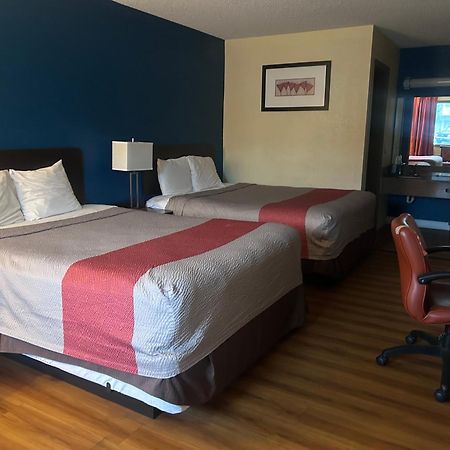 Americas Best Value Inn Dayton Esterno foto