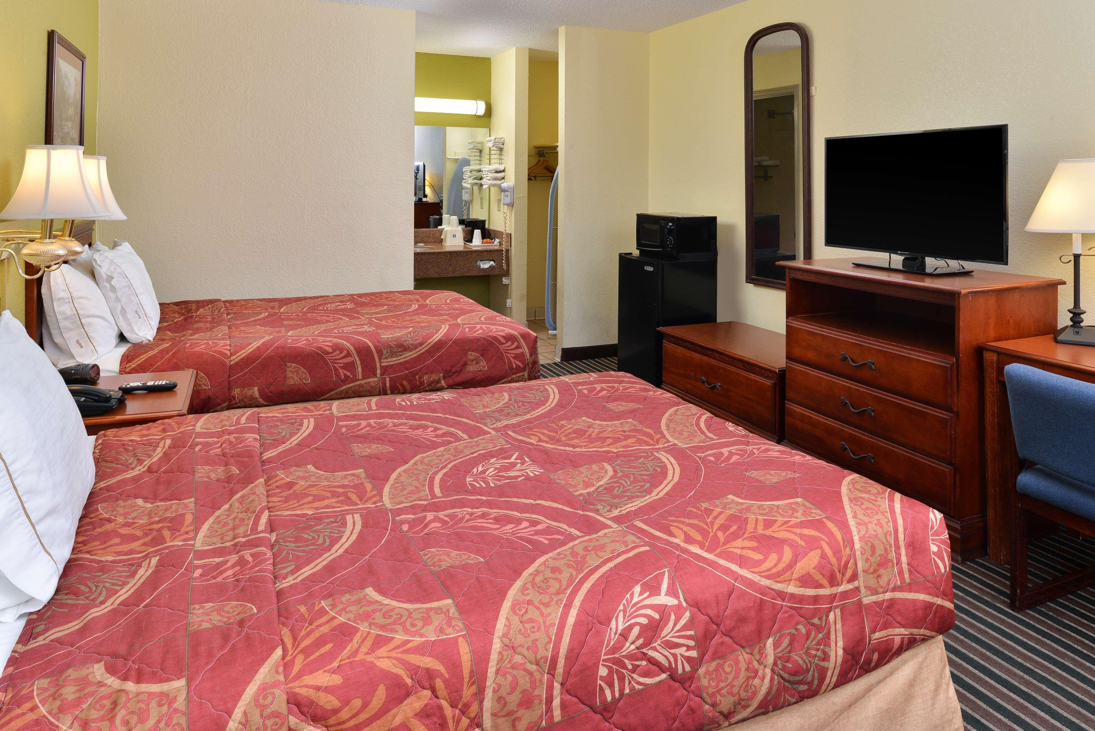 Americas Best Value Inn Dayton Esterno foto