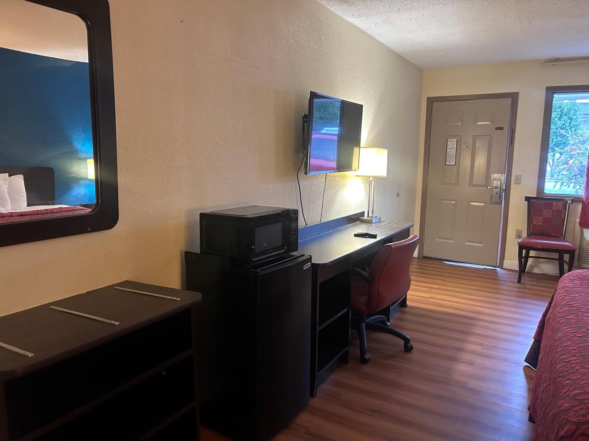 Americas Best Value Inn Dayton Esterno foto