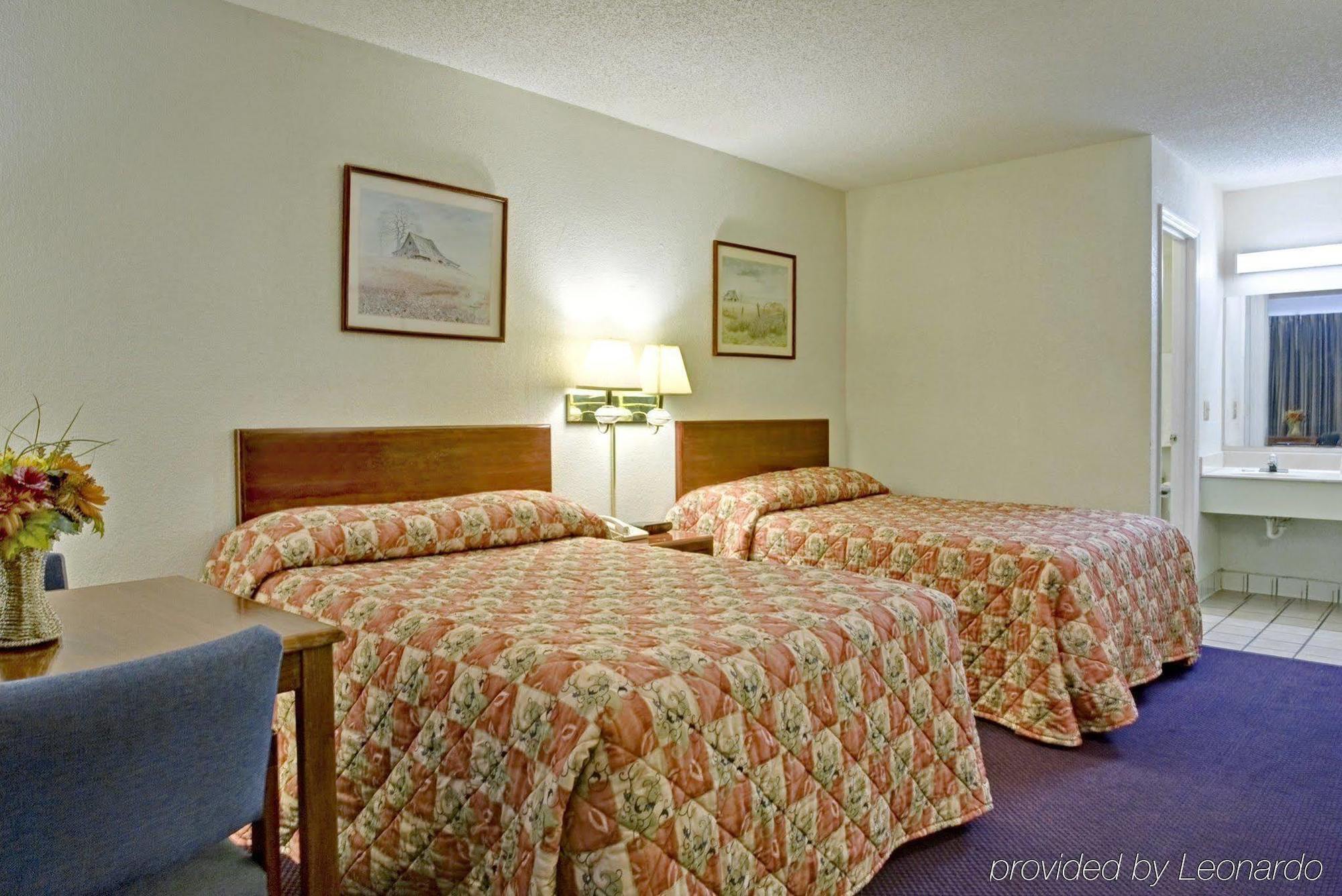 Americas Best Value Inn Dayton Esterno foto
