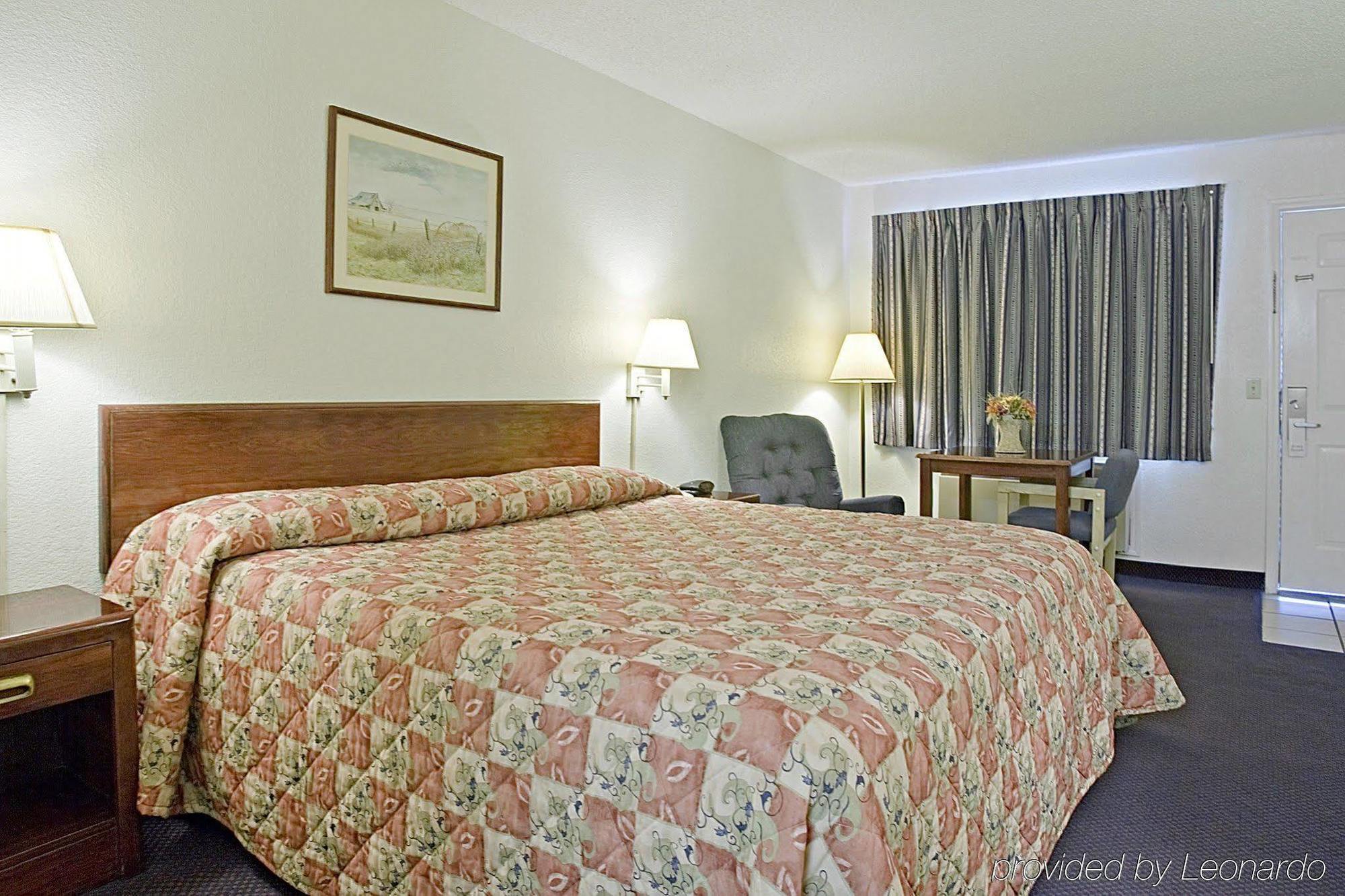 Americas Best Value Inn Dayton Esterno foto