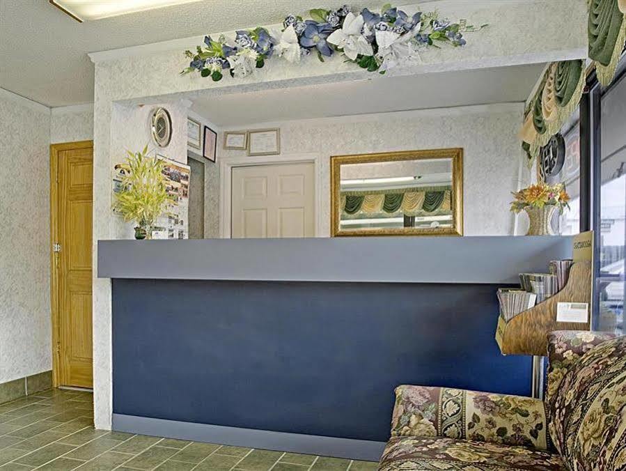 Americas Best Value Inn Dayton Esterno foto